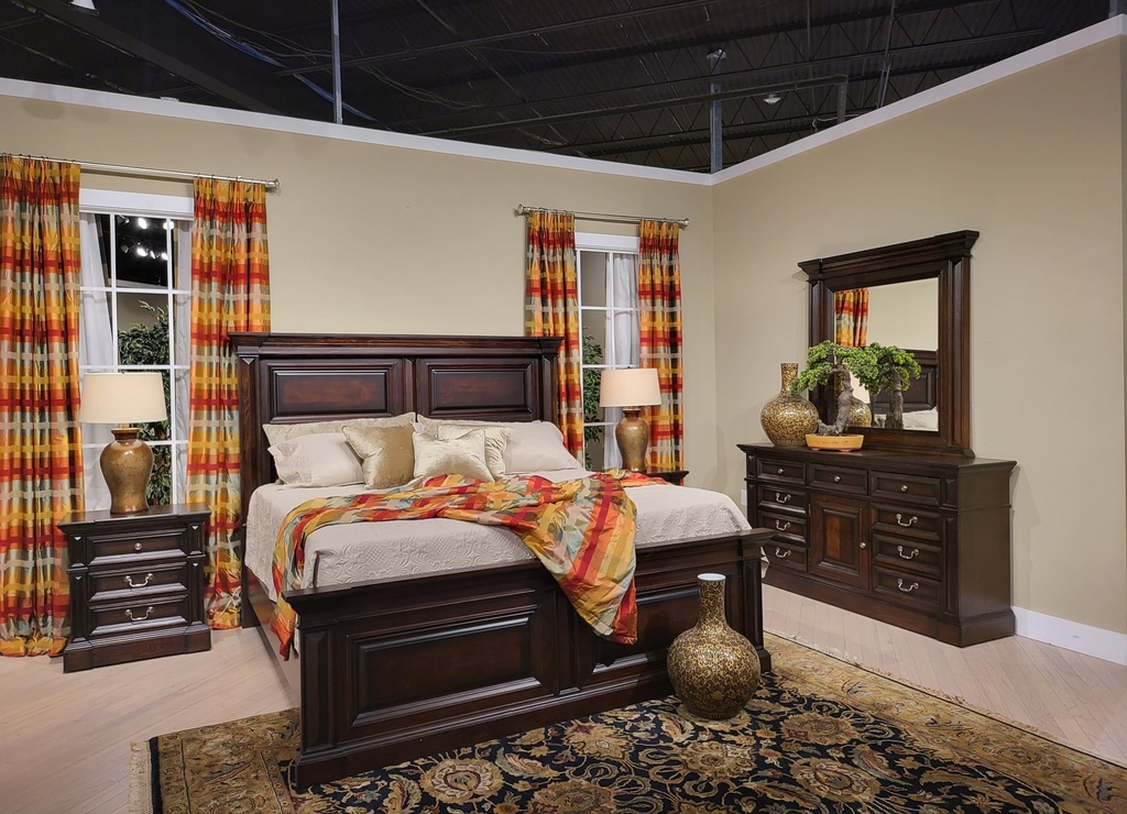 MB010BR King Bed, Dresser, Mirror, Chest and 1 Night Stand $2795